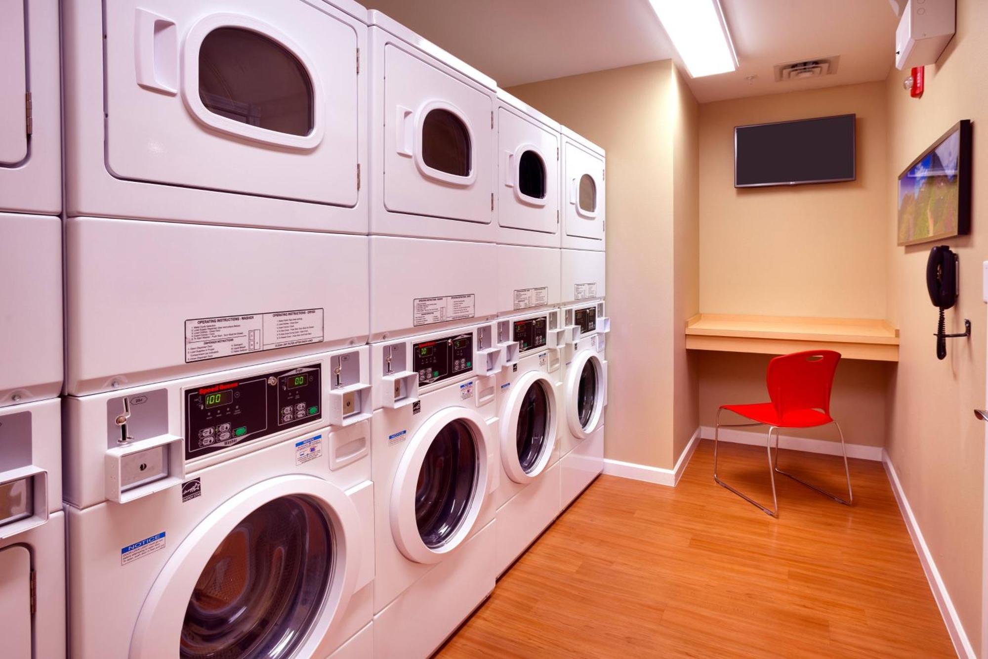 Towneplace Suites By Marriott Missoula Esterno foto